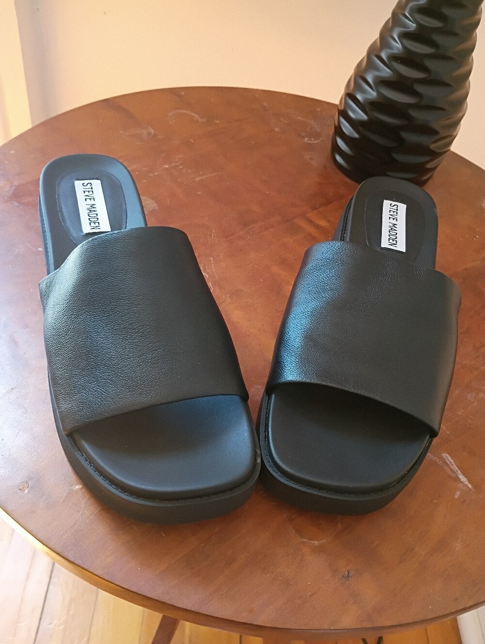 Steve Madden Robyn Black Leather Platform Slides
